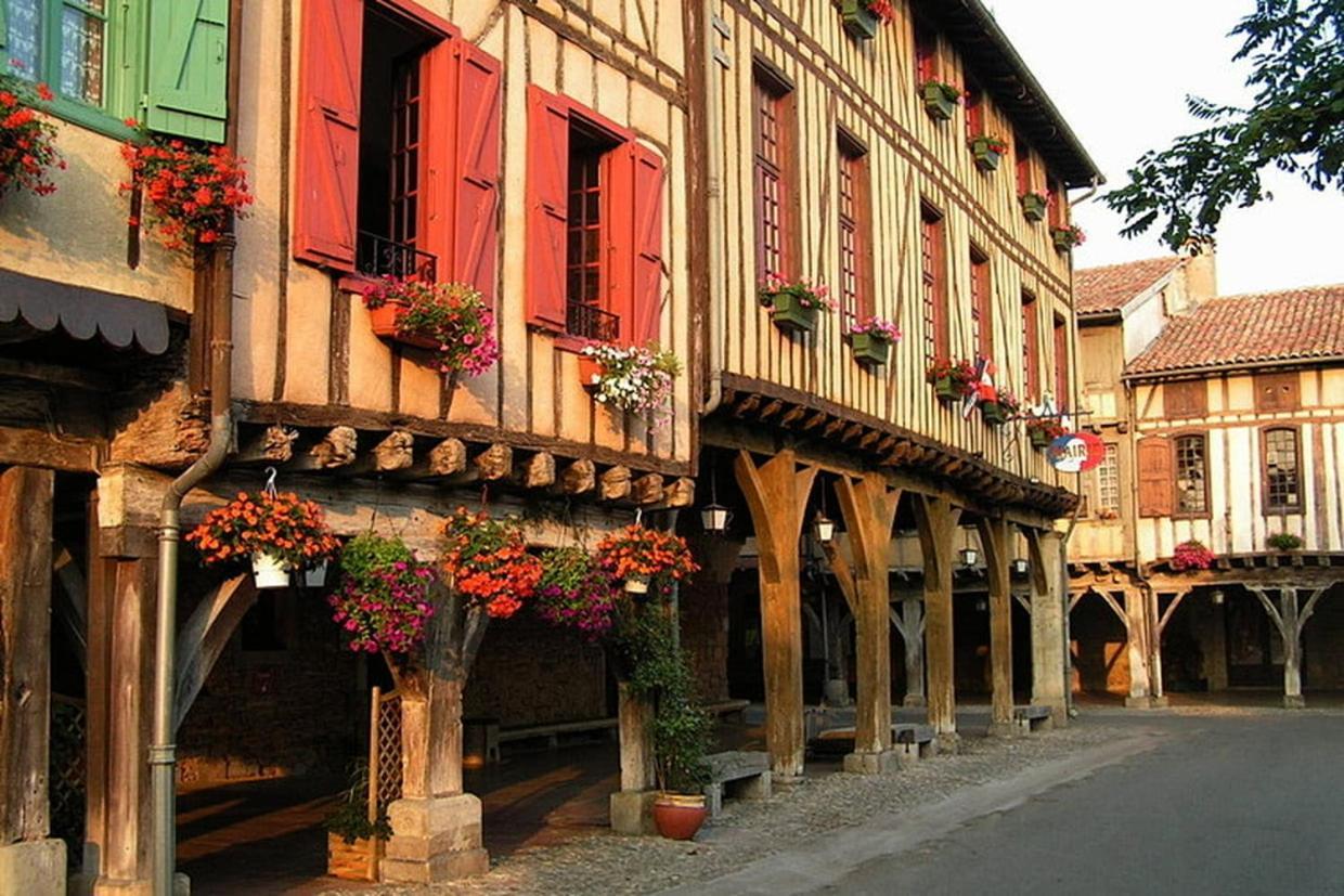Sci Les Remparts De Mirepoix Bed and Breakfast Mirepoix  Exterior foto